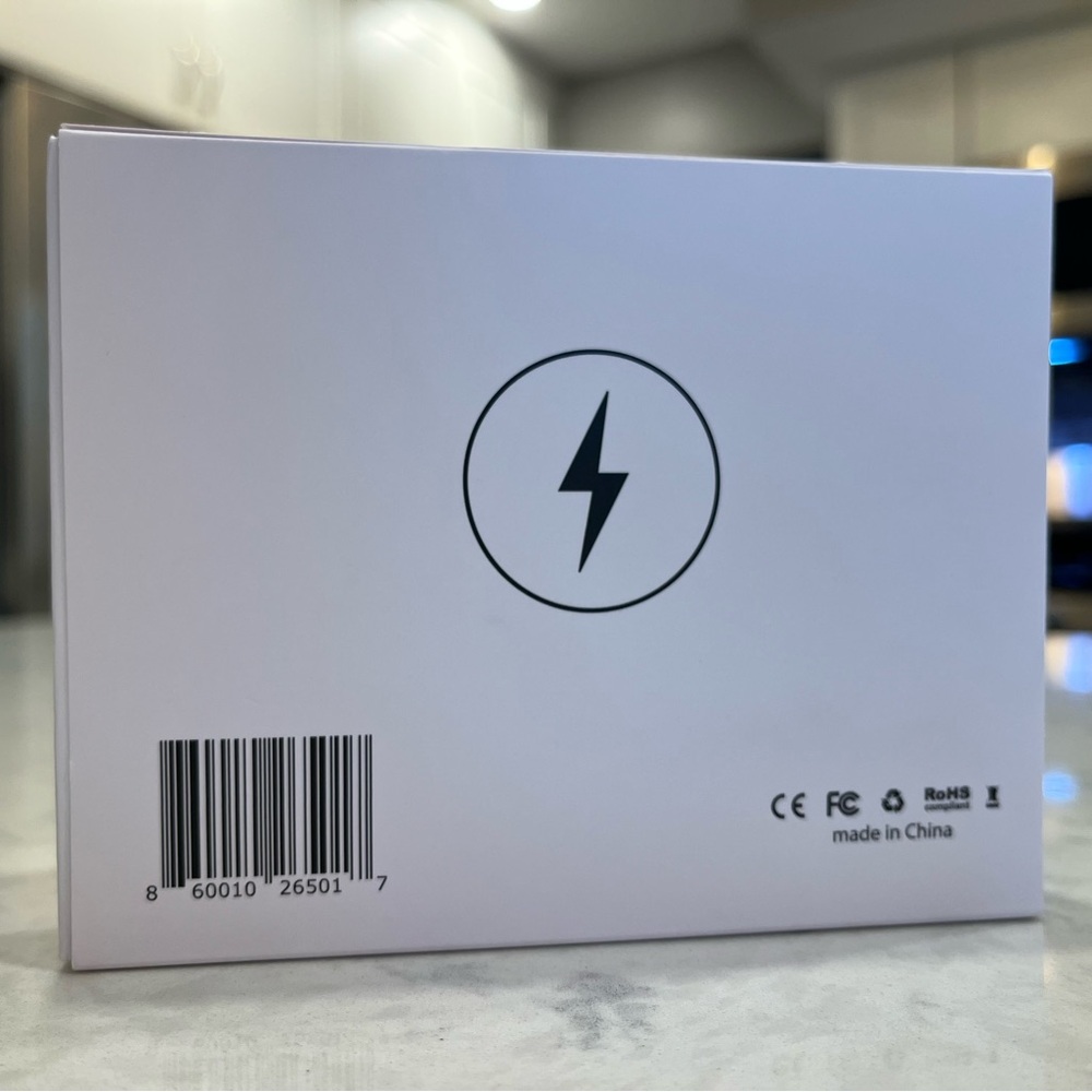 Clutch Pro Lightning Portable Charger - Picture 4 of 8